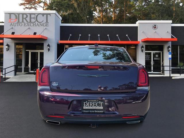 2020 chrysler 300 touring