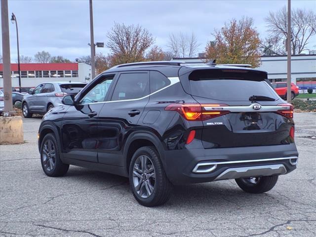 2021 kia seltos s