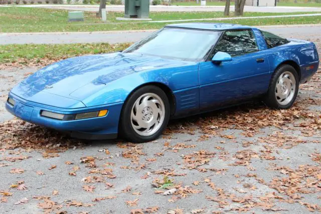 corvette 1993 rare, beautiful quasar blue c4 6-speed