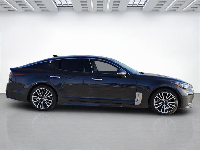 2019 kia stinger premium