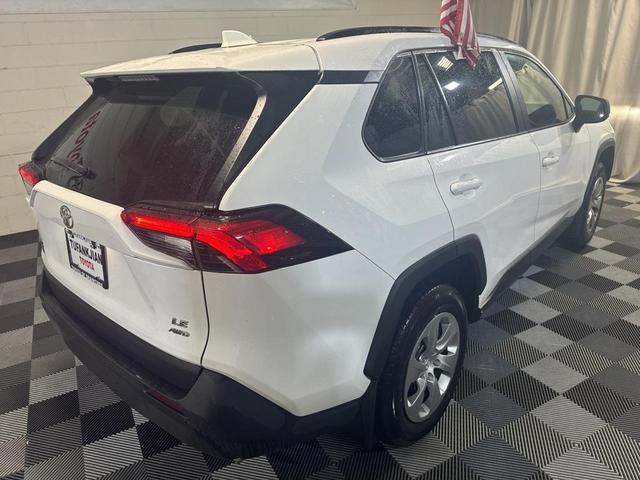 2021 toyota rav4 le