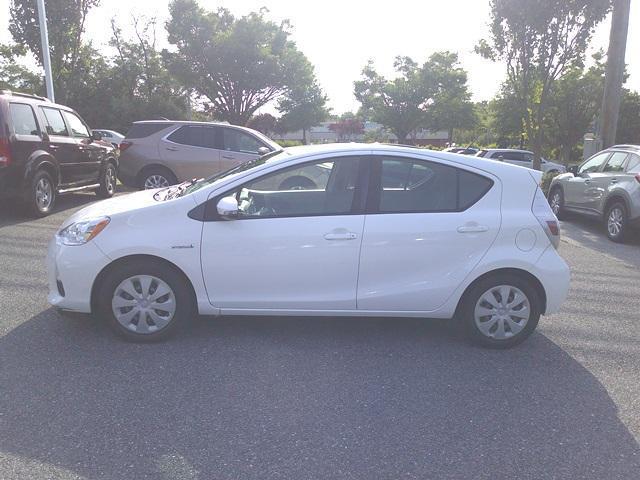 2013 toyota prius c two