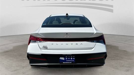 2025 Hyundai Elantra