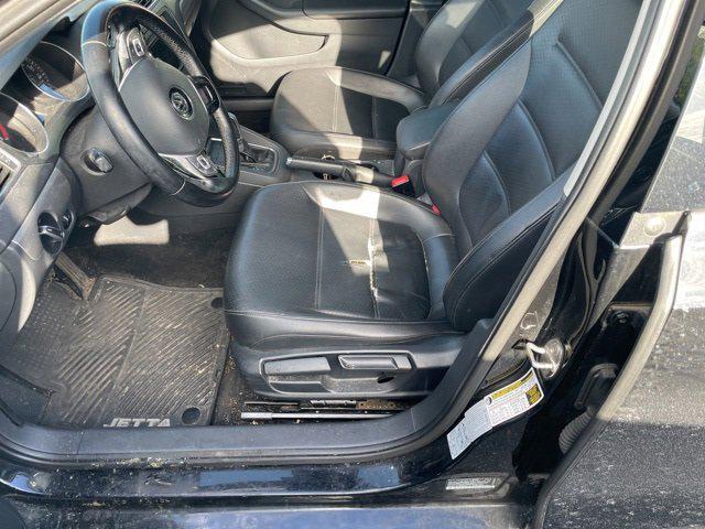 2015 volkswagen jetta auto se w/connectivity