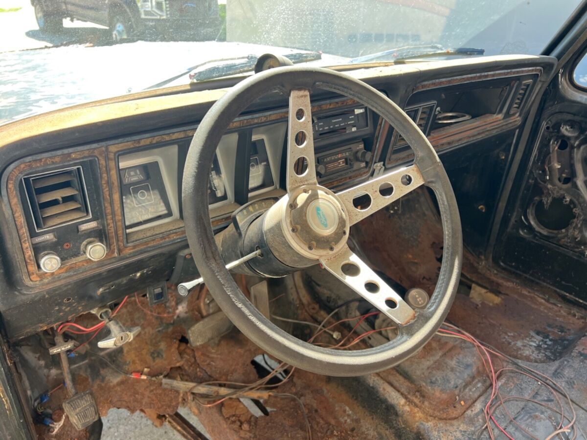 1979 ford f150 4x4 xlt regular cab short box truck