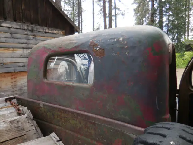 1950 dodge power wagon 6 cylinder 4-speed 4 wheel drive w/ two pto's runs good