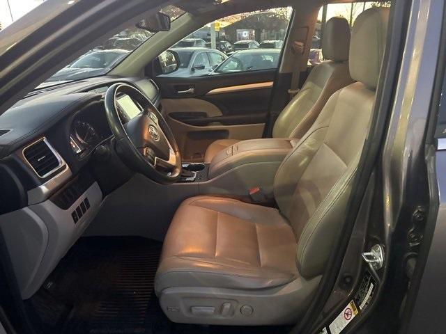 2016 toyota highlander xle