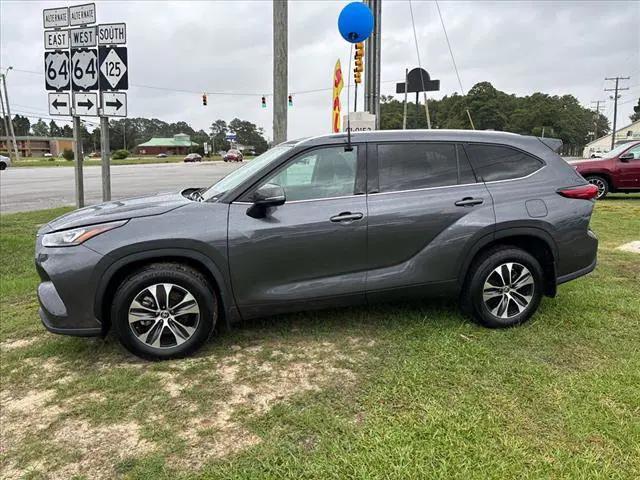 2020 toyota highlander xle