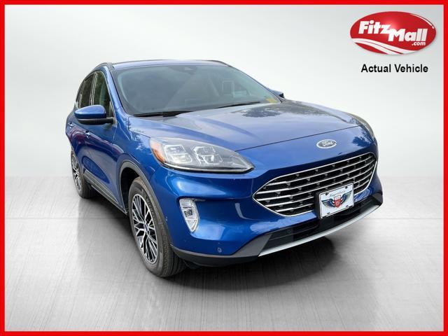 2022 ford escape titanium