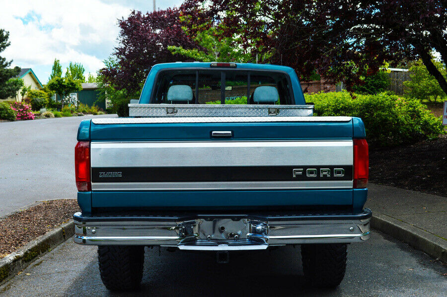 1994 ford f-350 crew cab 4wd xlt 7.3l turbo diesel only 138000 miles!!!