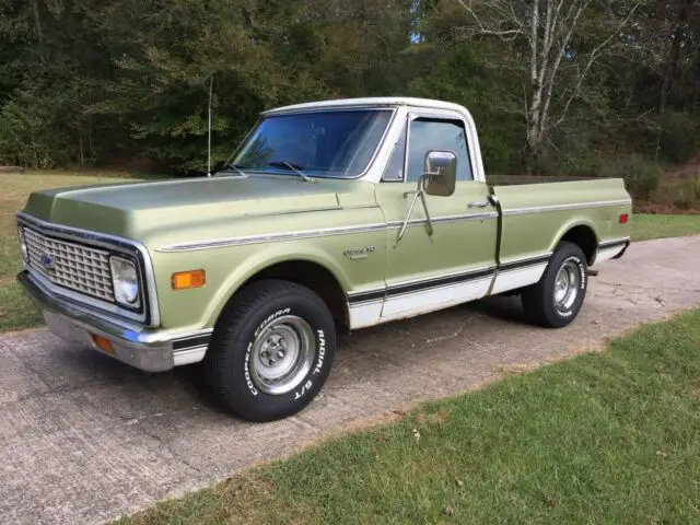 1971 chevrolet c10 short bed truck. custom deluxe. 67-72 chevy