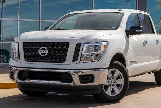 2019 nissan titan sv in norman, oklahoma