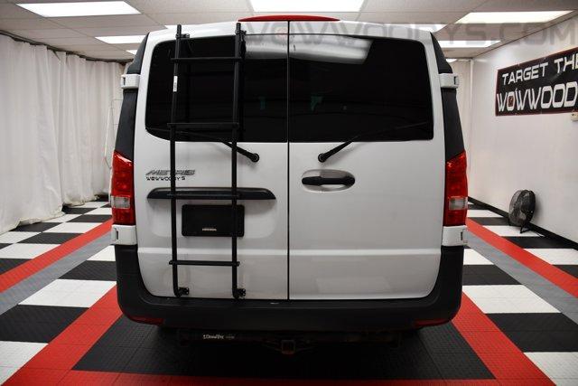 2017 mercedes-benz metris base