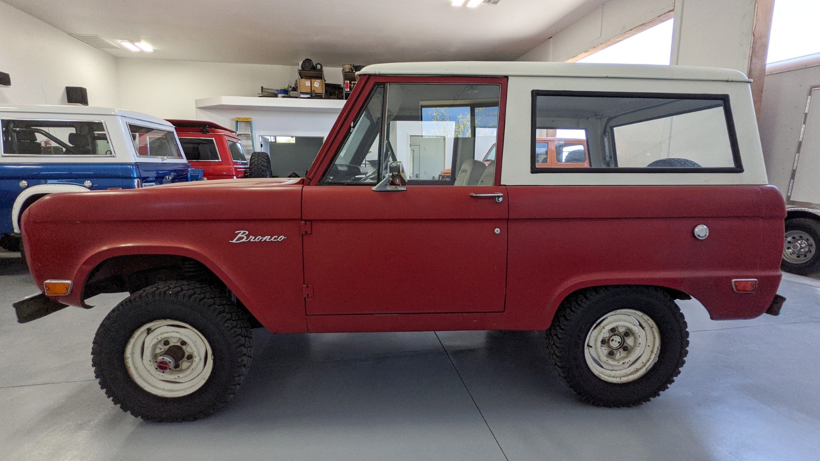 1969 ford bronco 3-speed