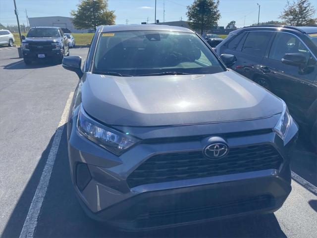 2022 toyota rav4 le