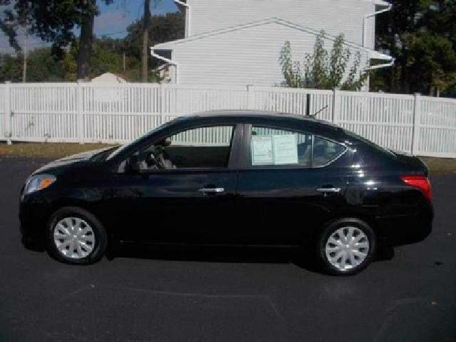 2012 nissan versa 1.6 sv in toledo, oh