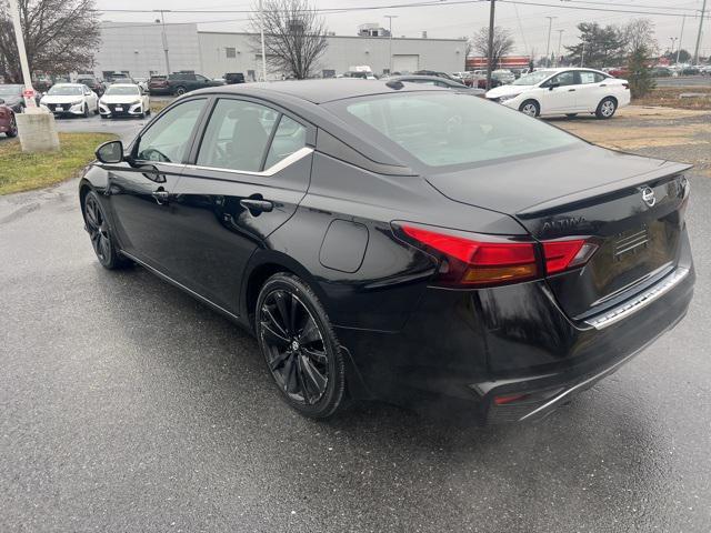 2022 nissan altima sr fwd