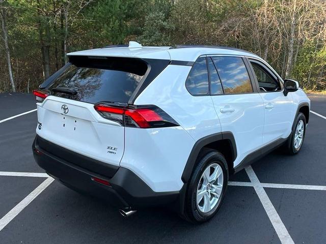 2021 toyota rav4 xle