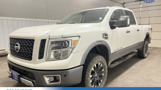 2017 Nissan Titan