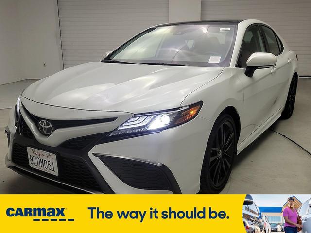 2022 toyota camry xse