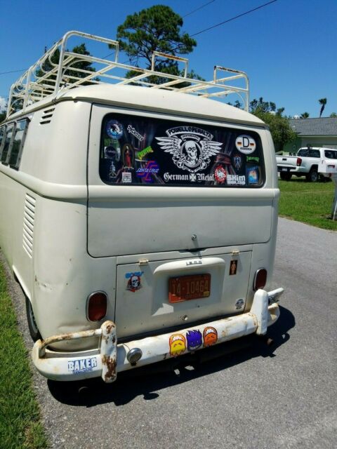 1965 volkswagen camper og paint