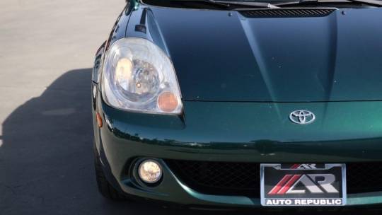 2003 Toyota MR2