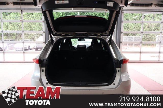 2021 toyota venza xle
