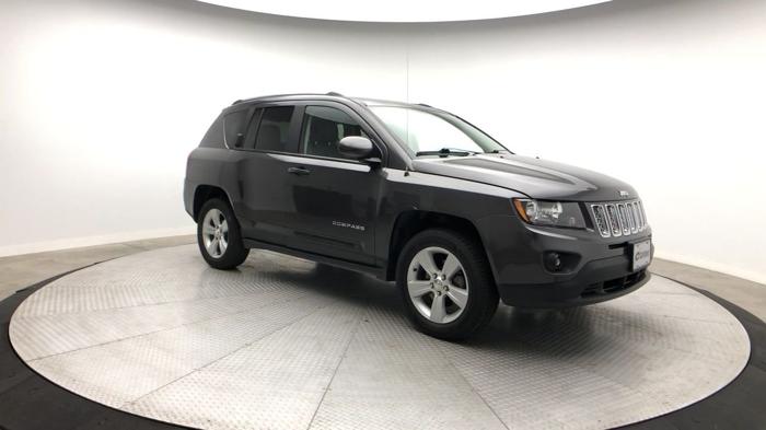 used 2017 jeep compass 4wd latitude chester springs, pa 19480 for sale in uwchland, pennsylvania