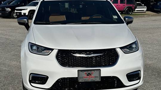 2025 Chrysler Pacifica hybrid pinnacle