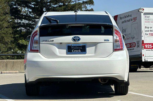 2012 toyota prius five
