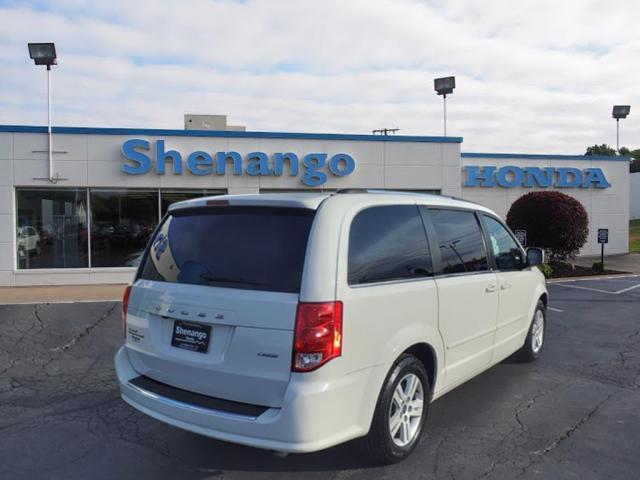 2013 dodge grand caravan crew