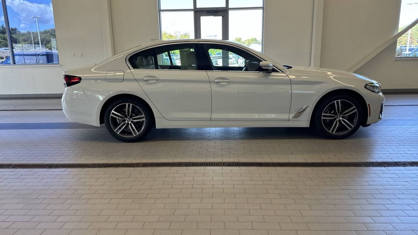2021 bmw 5 series 530i xdrive