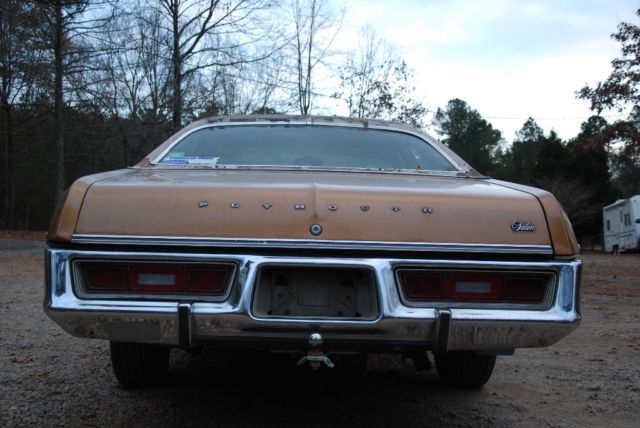 1975 plymouth fury salon