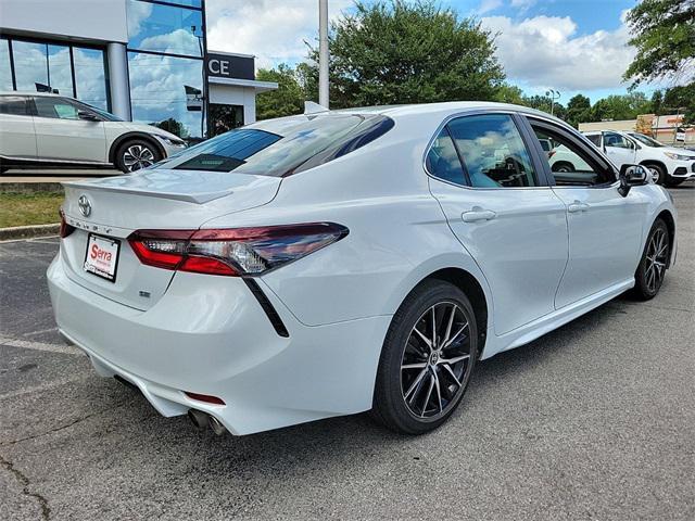 2023 toyota camry se