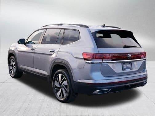 2024 volkswagen atlas 2.0t se in edina, minnesota