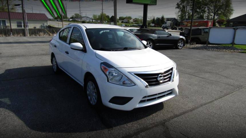 2019 nissan versa s