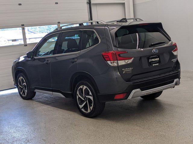 2022 subaru forester touring
