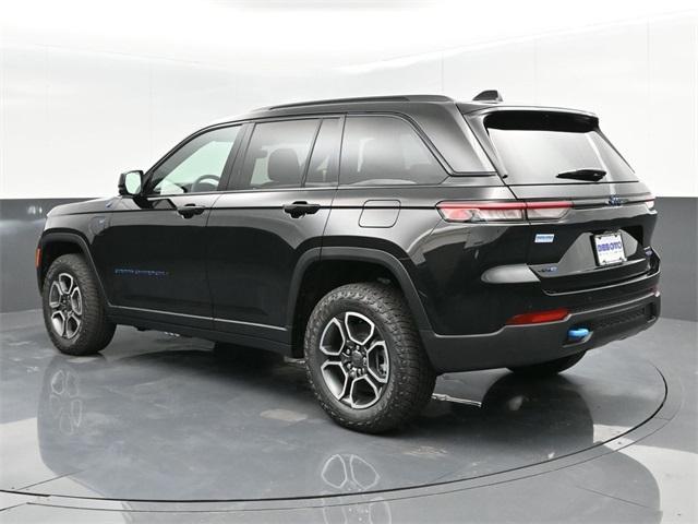 2024 jeep grand cherokee 4xe trailhawk