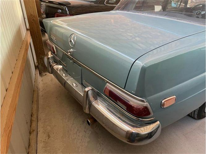 1968 mercedes-benz 230 in staunton, illinois
