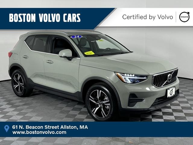 2024 volvo xc40 b5 core