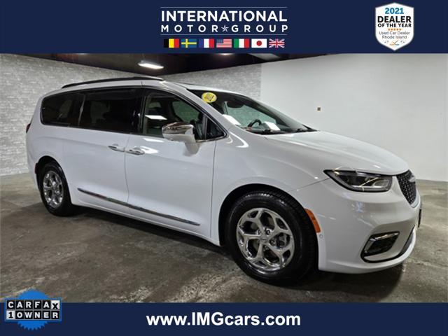 2022 chrysler pacifica limited