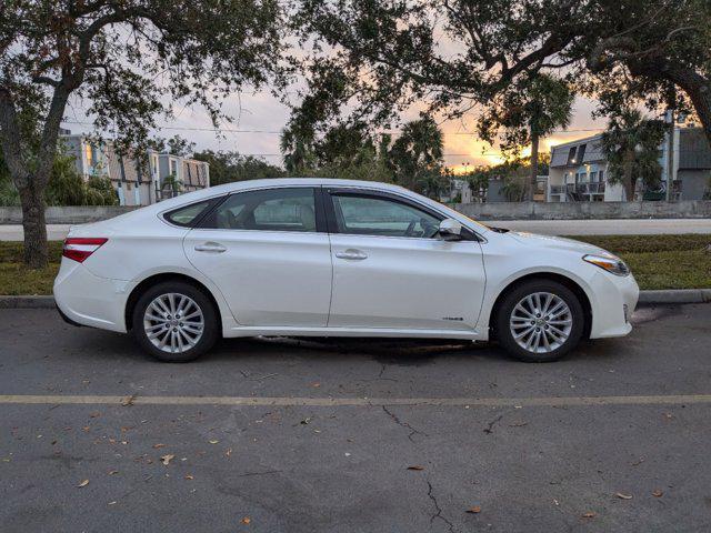 2013 toyota avalon hybrid xle premium