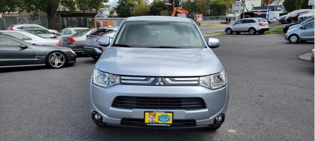 2014 mitsubishi outlander se