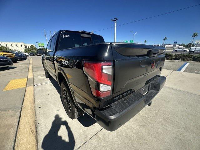 2023 nissan titan pro-4x