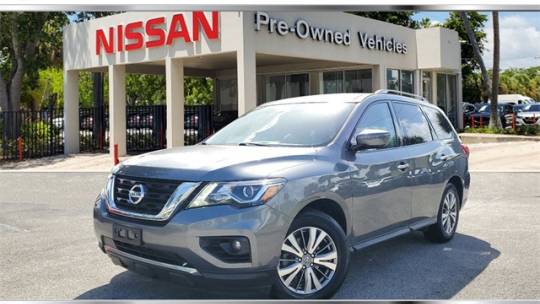 2019 nissan pathfinder sv