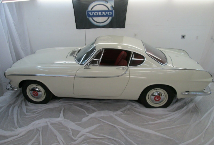 volvo 1800