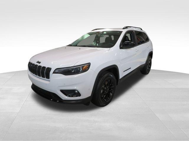 2023 jeep cherokee altitude