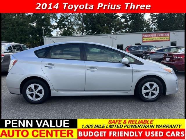 2014 toyota prius three