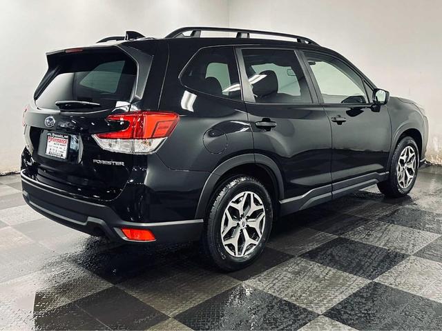 2022 subaru forester premium