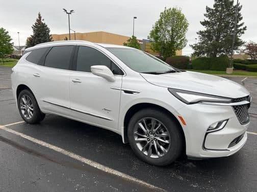 2023 buick enclave avenir awd in kenosha, wisconsin